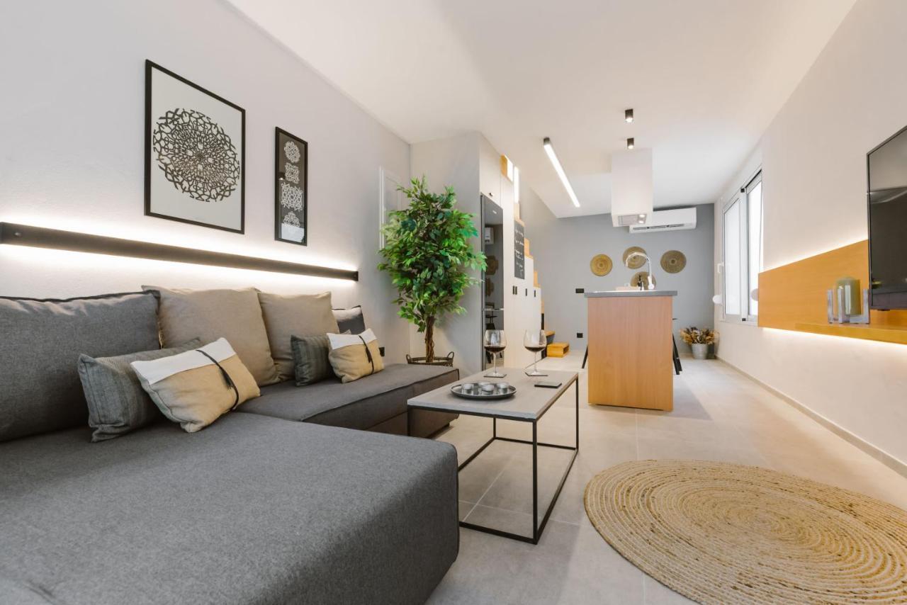 Manolis Loft Apartment, Rhodes Town Родос Экстерьер фото