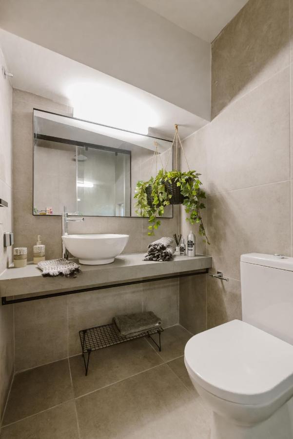 Manolis Loft Apartment, Rhodes Town Родос Экстерьер фото