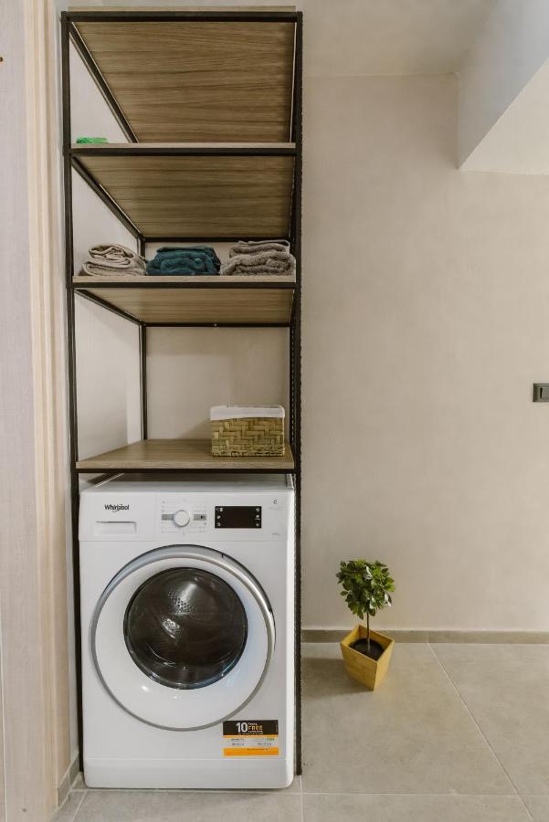 Manolis Loft Apartment, Rhodes Town Родос Экстерьер фото